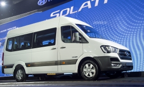 Hyundai Thành Công ra mắt bộ ba xe thương mại đạt chuẩn Euro 5, có cả đối thủ nặng ký của Ford Transit