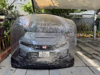 Sợ chuột cắn dây điện có thể gây cháy xe, chủ xe sắm đồ chơi mới này cho Honda Civic Type R