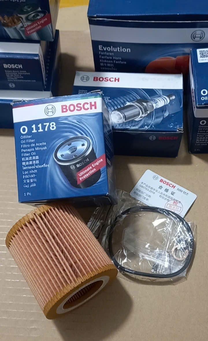 Lọc nhớt Bosch O1178 0986AF1178 BMW VinFast Lux A Lux SA